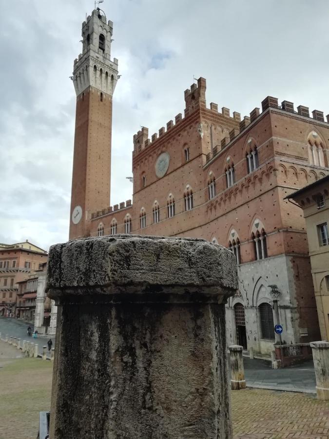 Alloggio Ristrutturato A 50 Metri Da Piazza Del Campo シエーナ エクステリア 写真